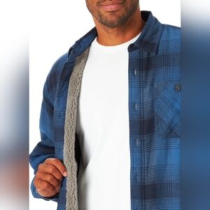 WINTER WRANGLER  Men's Sherpa 2XL Lined Blue Plaid Button-Up Shirt pockets